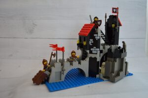 LEGO 6075 ウルフ盗賊団